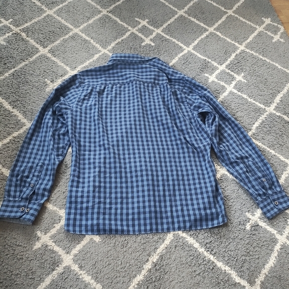 Men’s Van Heusen Never Tuck Slim Fit Shirt Size x large neck 17- 17.5 - Picture 5 of 7